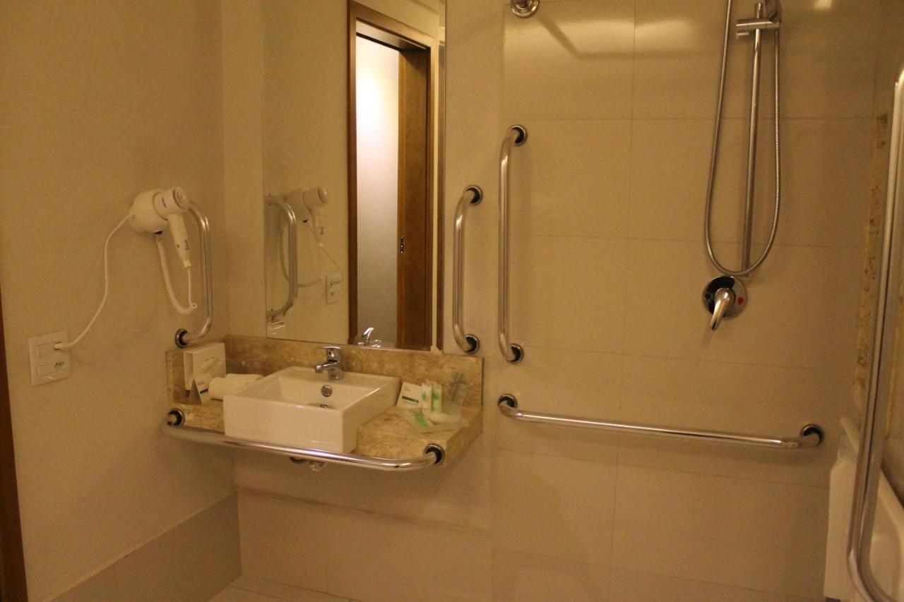 Holiday Inn - Goiania By Ihg Exteriör bild